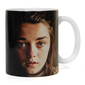 Trónok harca Arya Stark bögre
