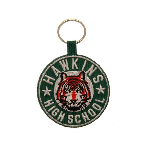 STRANGER THINGS Hawkins High School hímzett kulcstartó