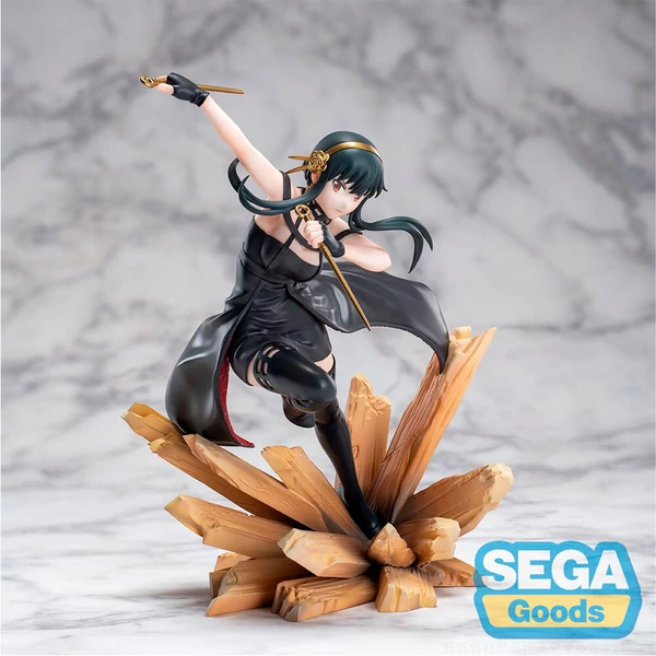 Spy x Family Yor Forger Thorn Princess Mission Extend Luminasta figura 19 cm